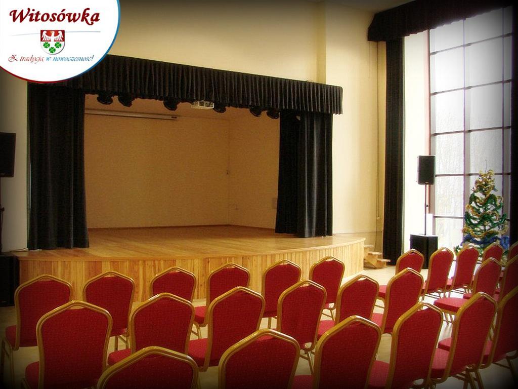 Pokoje Goscinne W Centrum Kultury Wsi Polskiej Wierzchoslawice Exterior photo